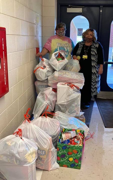 Special thanks to Cash Express of Grayson for the donation of new toys for…